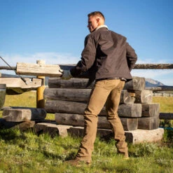 Ariat Men's M7 Rocker Stretch Grizzly Straight Whiskey Jeans 10036875 10 Ariat Men's M7 Rocker Stretch Grizzly Straight Whiskey Jeans 10036875 -Western Cowboy Equipment 10036875 lifestyle