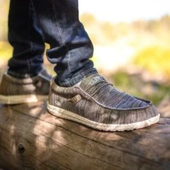 Hey Dude Men's Wally Sox Brown Shoes 110351500 -Western Cowboy Equipment 57 858536bf 614f 4ebc ad8f 84b7628a5e43