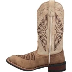 Laredo Ladies Kite Days Brown Leather Boots 5821 -Western Cowboy Equipment 57 a1a22195 730c 471a 9862 05b0da936655