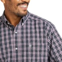 Ariat® Men's Maxsen Navy Pro Series Short Sleeve Shirt 10036984 -Western Cowboy Equipment F21 MNS WEST 10036984 detail01